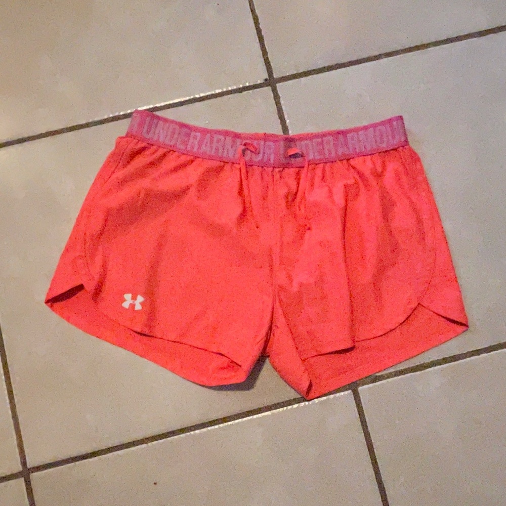 UNDER ARMOUR SHORTS
